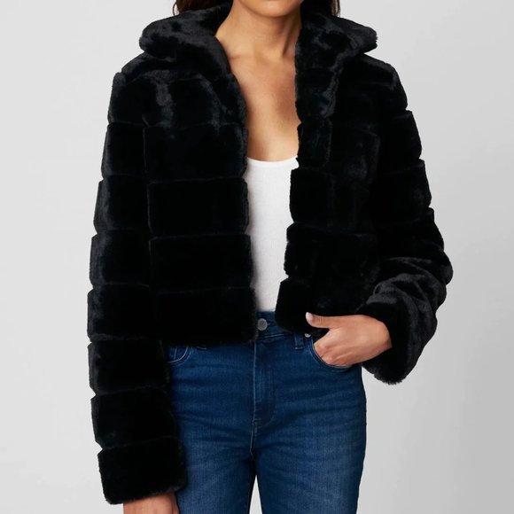 Blank NYC Jackets & Blazers - BlankNYC NWT Superstar Jacket Faux Fur Teddy Size Small